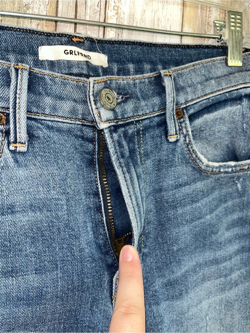GRLFRND Naomi High Rise 26 Distressed Straight Crop Revolve I Will Survive Wash - Picture 7 of 9